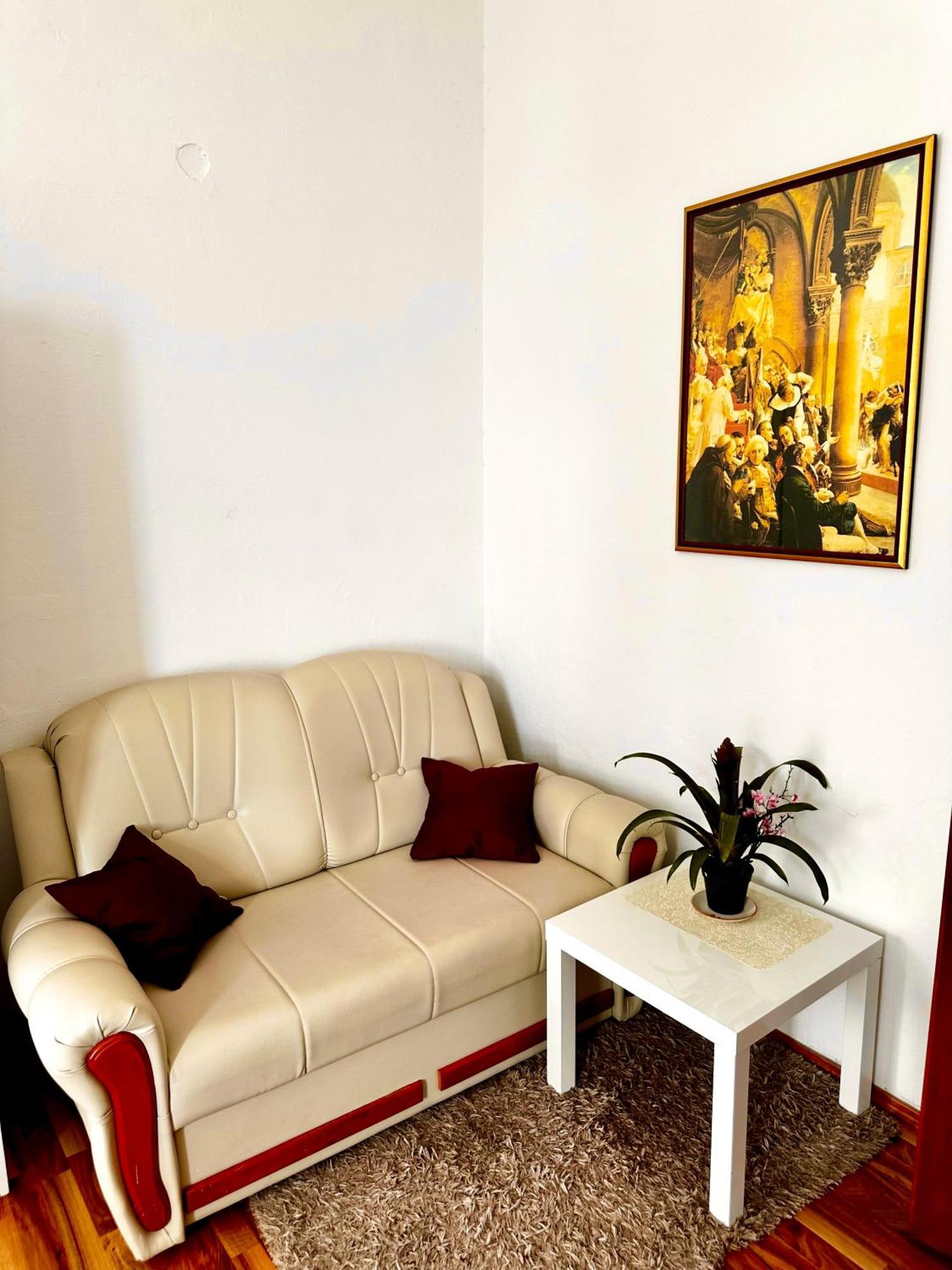 Two-Bedrooms Apartment With Balcony And Sea View,Near Old Town 두브로브니크 외부 사진