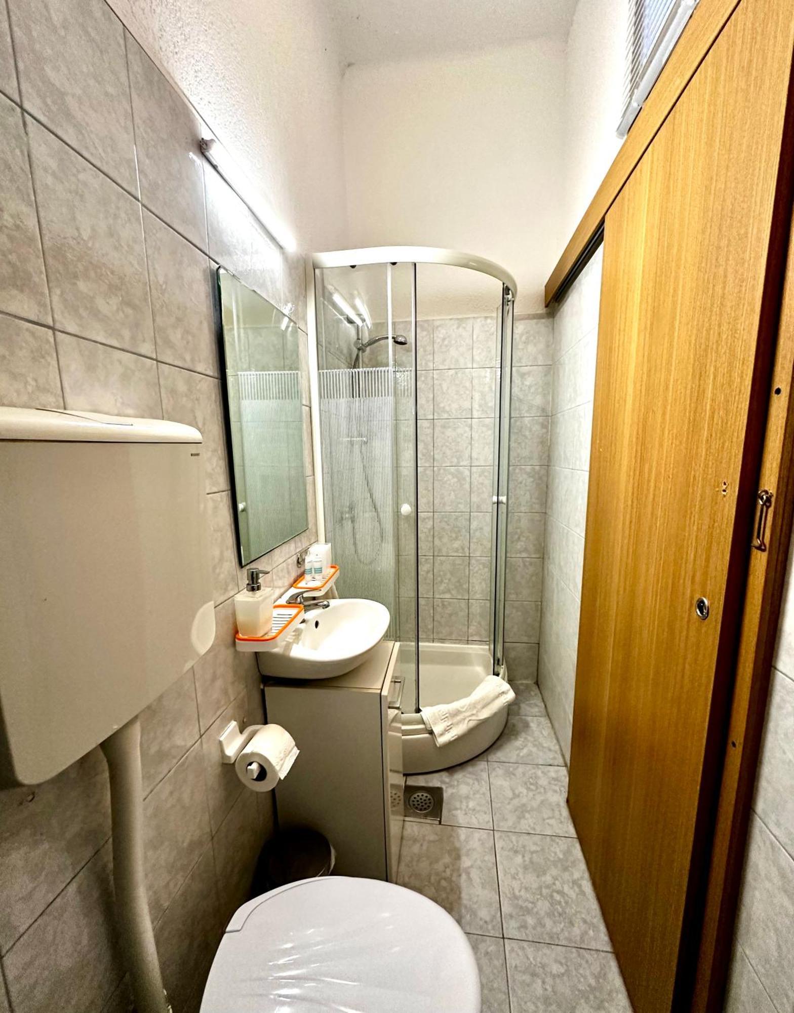 Two-Bedrooms Apartment With Balcony And Sea View,Near Old Town 두브로브니크 외부 사진